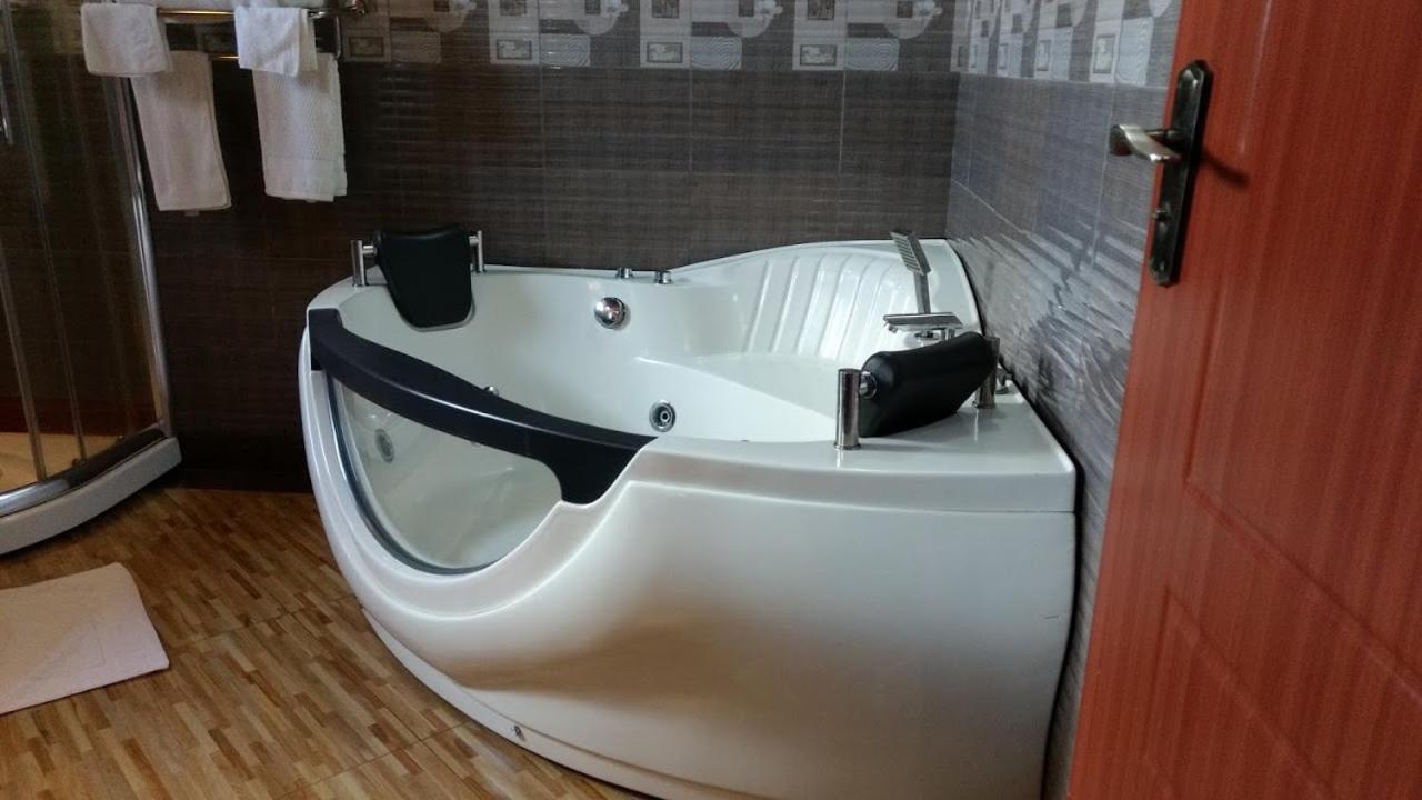 Milimani Beach Resort Kisumu Ngoại thất bức ảnh